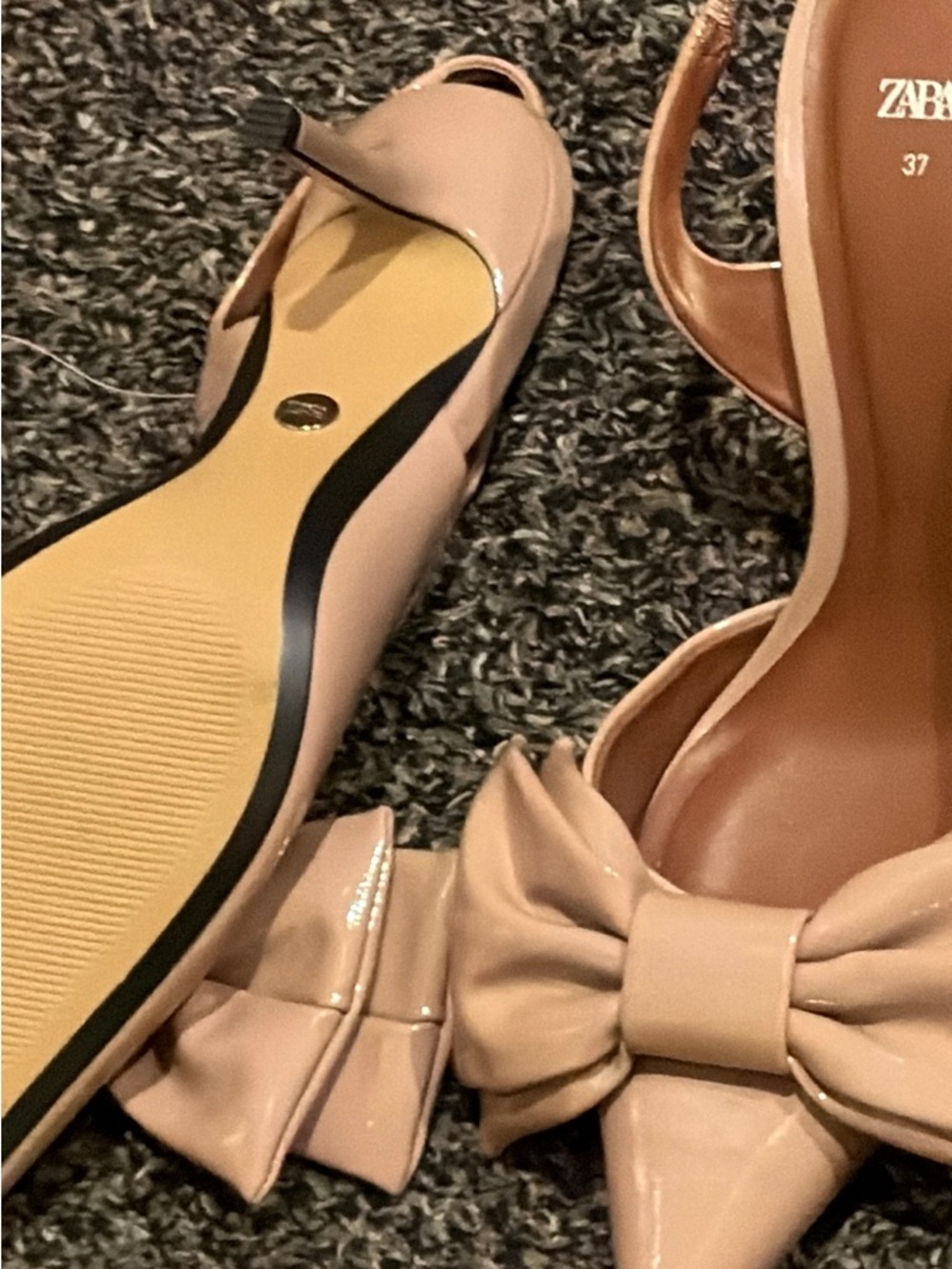 ZARA Nude Beige Patent Heels With Bow Sz 37 US 6.5  3” Heel - Picture 8 of 10